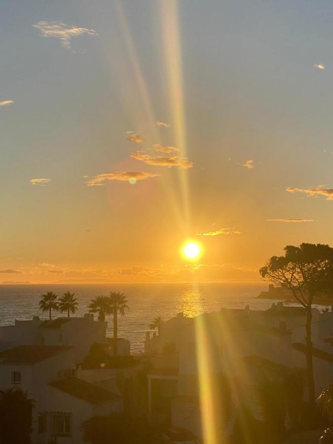 Miraflores Beachfront Penthouse Sitio de Calahonda Εξωτερικό φωτογραφία