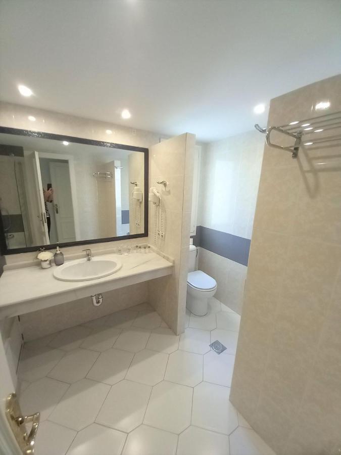 Miraflores Beachfront Penthouse Sitio de Calahonda Εξωτερικό φωτογραφία