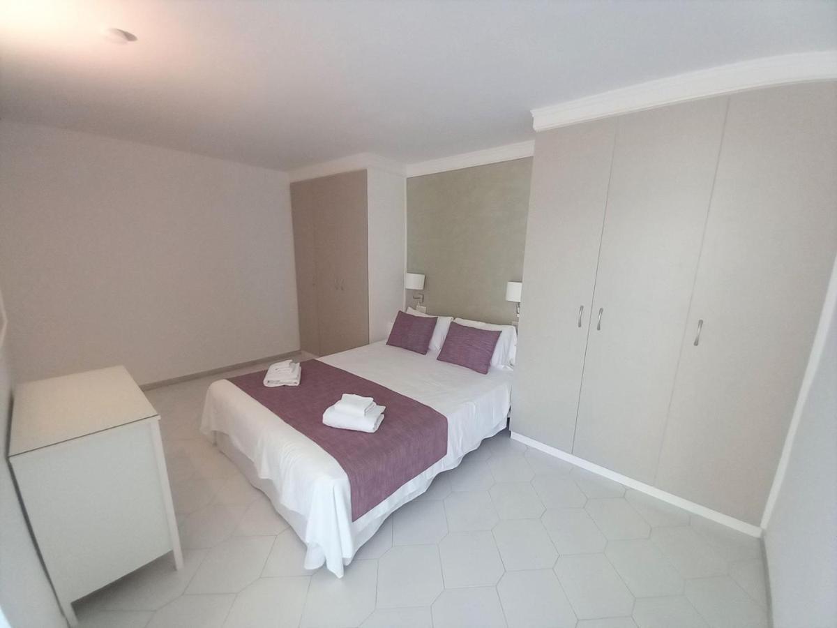 Miraflores Beachfront Penthouse Sitio de Calahonda Εξωτερικό φωτογραφία