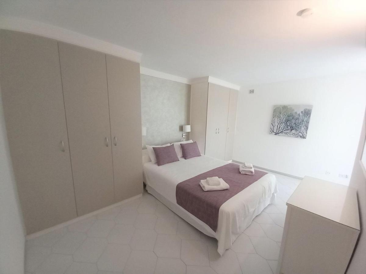 Miraflores Beachfront Penthouse Sitio de Calahonda Εξωτερικό φωτογραφία