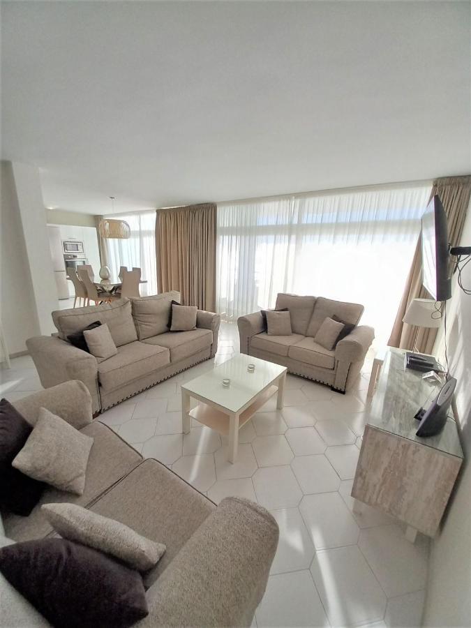 Miraflores Beachfront Penthouse Sitio de Calahonda Εξωτερικό φωτογραφία