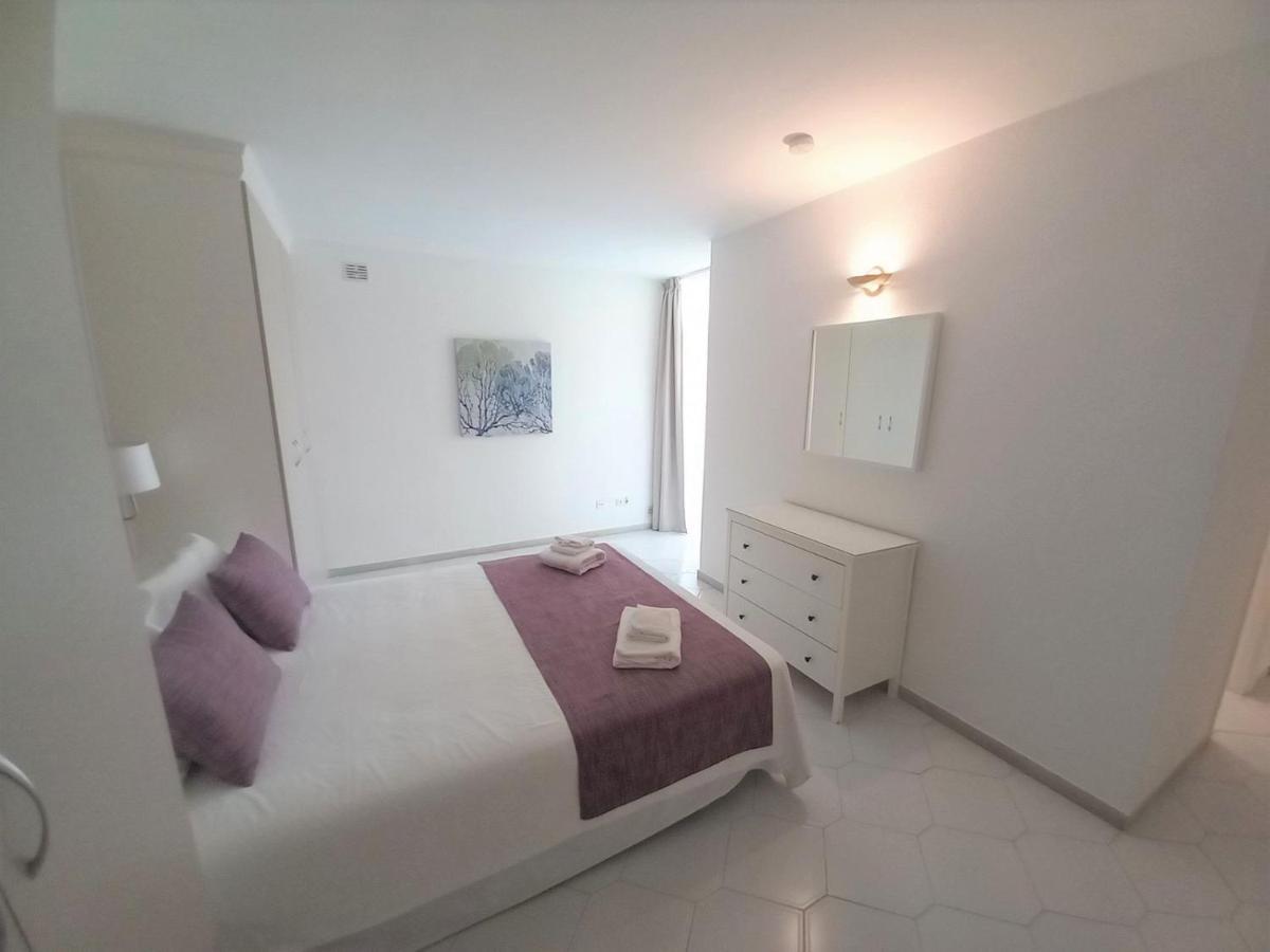 Miraflores Beachfront Penthouse Sitio de Calahonda Εξωτερικό φωτογραφία